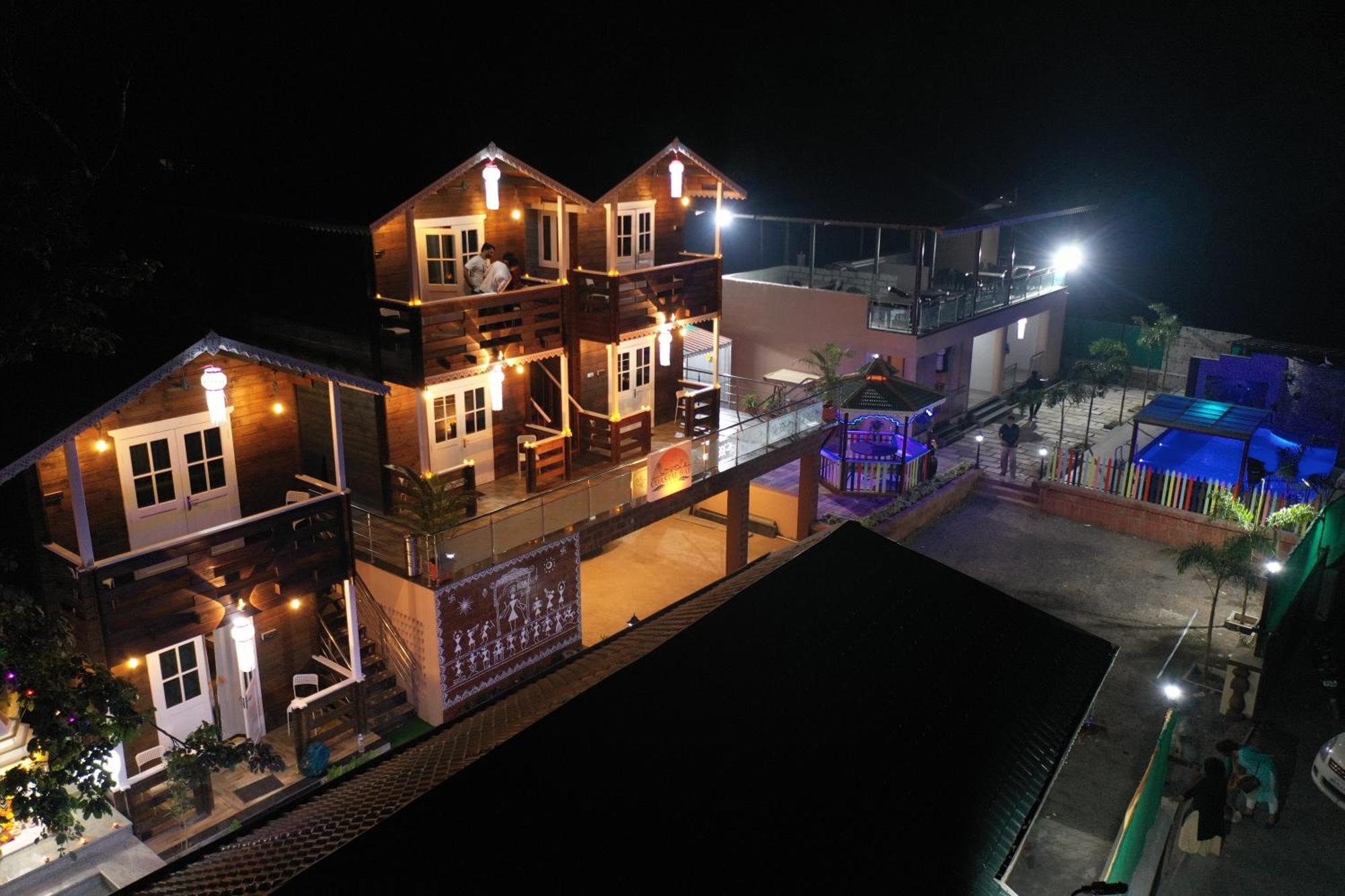 Coastal Bay Inn Алибаг Экстерьер фото