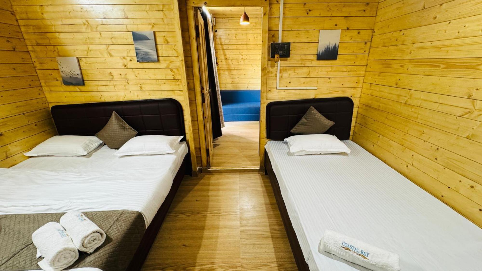 Coastal Bay Inn Алибаг Экстерьер фото